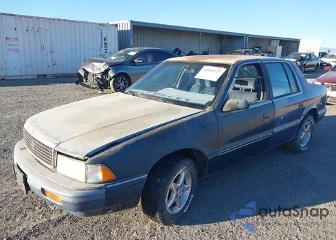 1991 Plymouth Acclaim z USA, uszkodzony, nr VIN 1P3XA46KXMF685901